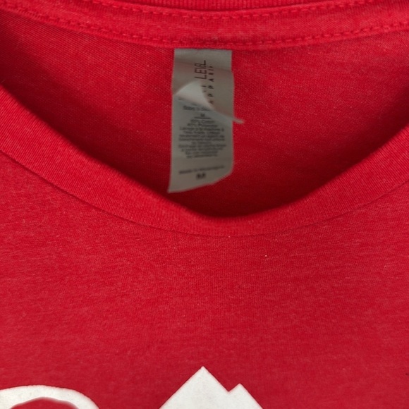 Coors Light Dive Bar T-Shirt Red White Next Level Size M Medium - Picture 3 of 5